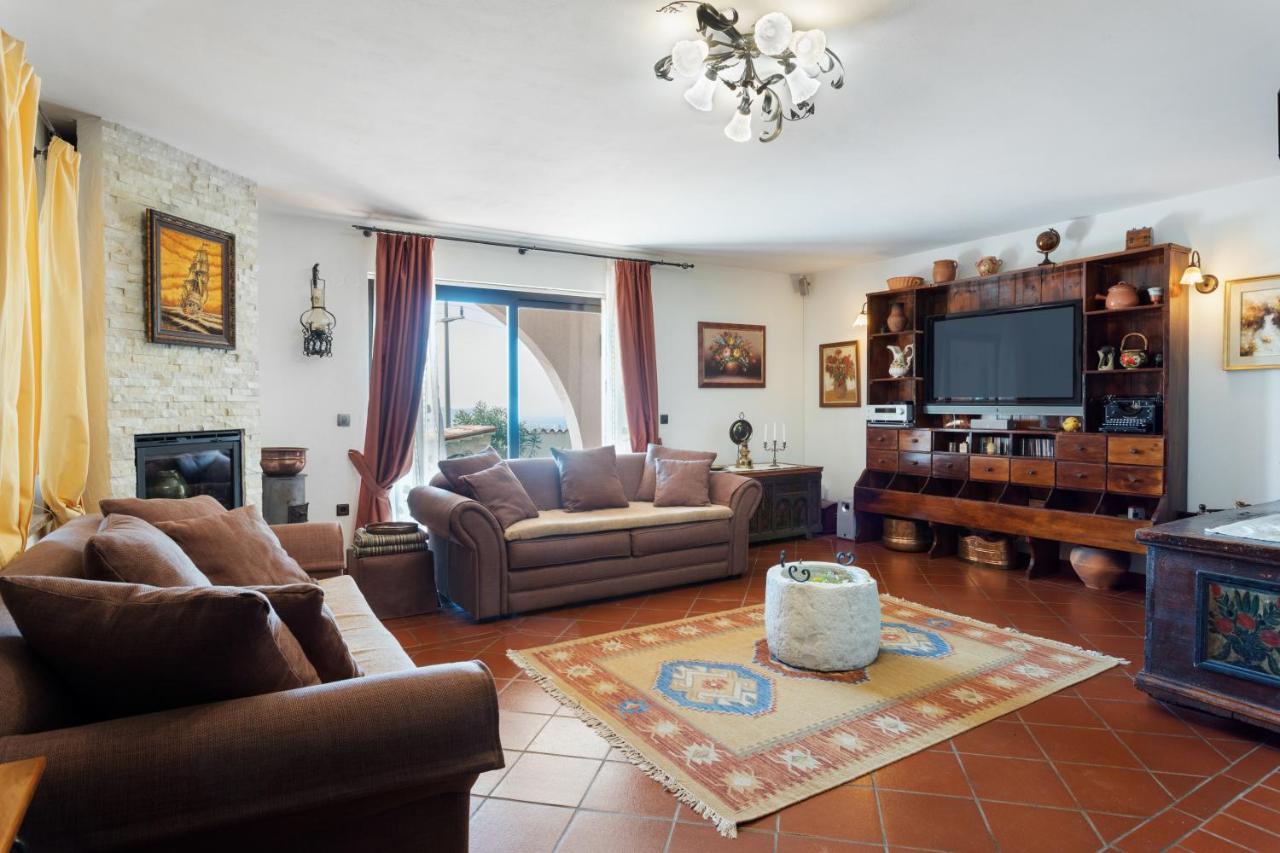 Villa Emi Zgornje Skofije Eksteriør bilde