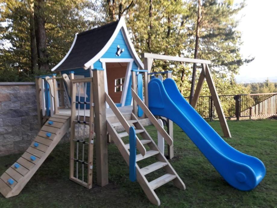 Villa Emi Zgornje Skofije Eksteriør bilde